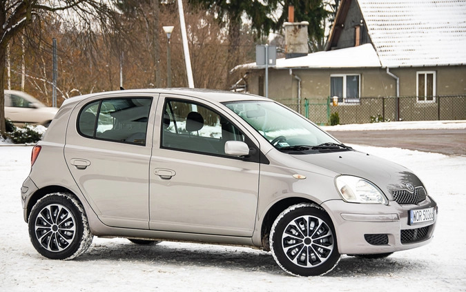 Toyota Yaris cena 10000 przebieg: 160000, rok produkcji 2005 z Łęczyca małe 562